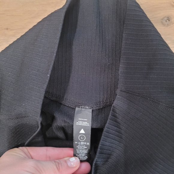 Balance Athletica Linear Ribbed High Waisted Legging Black Large Vitality - Picture 5 of 6